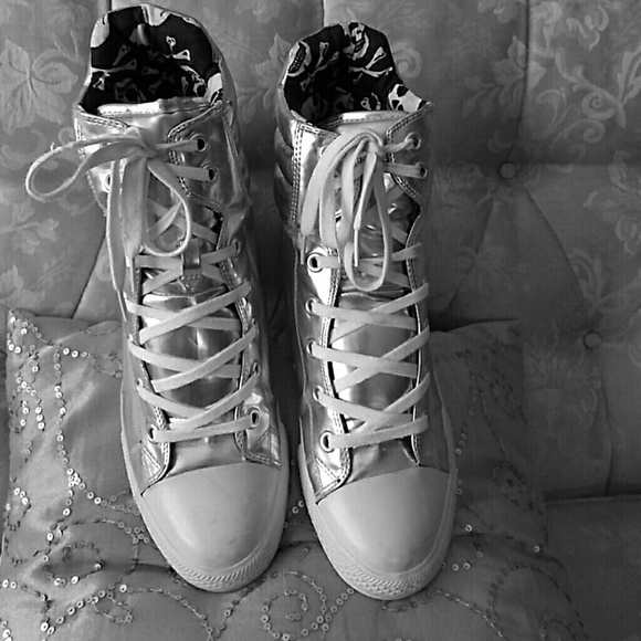Betsey Johnson Shoes - BETSEY JOHNSON SILVER HI TOPS